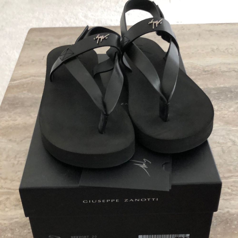 Giuseppe Zanotti Brand New Size 37.5 Black Sandals-Newport 20 Nevada Nero